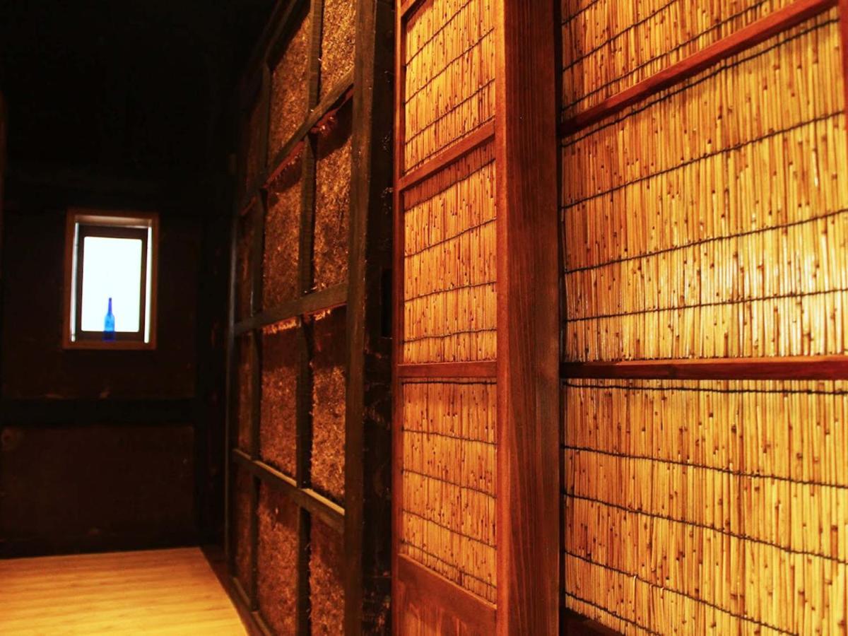 Hostel & Tatami Bar Uchikobare -内子晴れ- Dış mekan fotoğraf