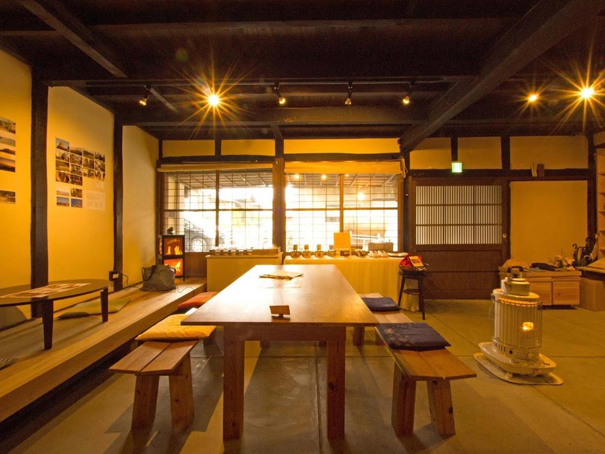 Hostel & Tatami Bar Uchikobare -内子晴れ- Dış mekan fotoğraf