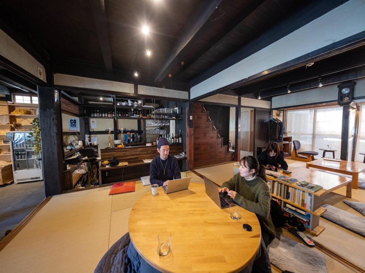 Hostel & Tatami Bar Uchikobare -内子晴れ- Dış mekan fotoğraf