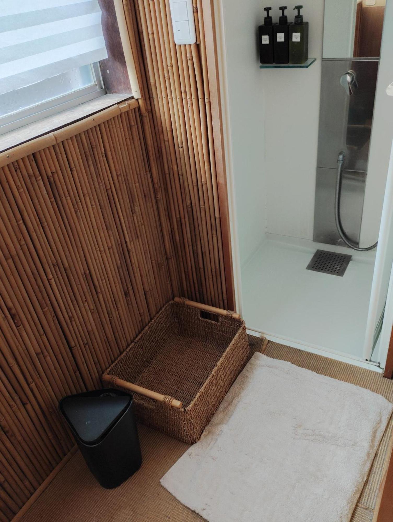 Hostel & Tatami Bar Uchikobare -内子晴れ- Dış mekan fotoğraf