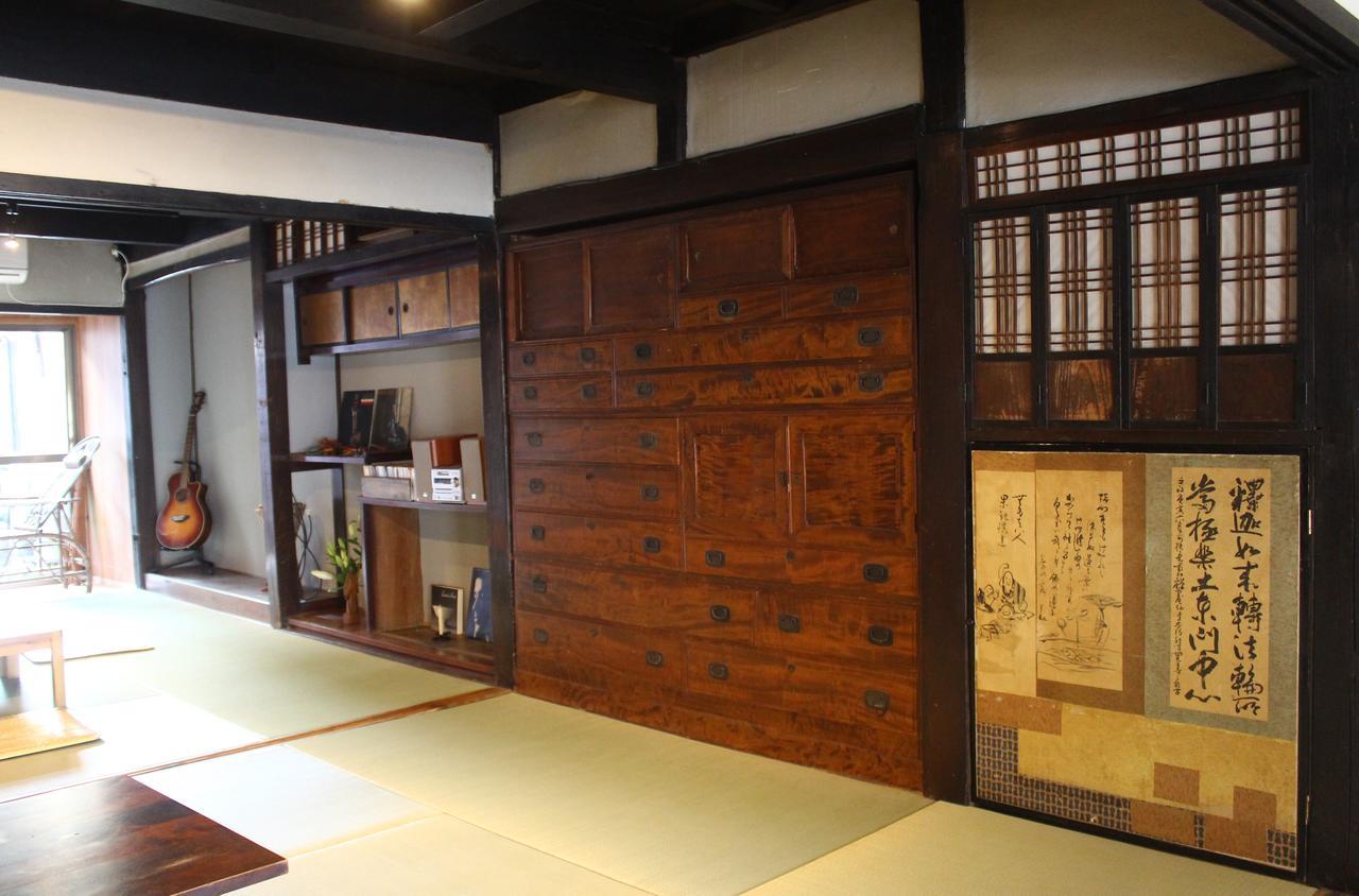 Hostel & Tatami Bar Uchikobare -内子晴れ- Dış mekan fotoğraf