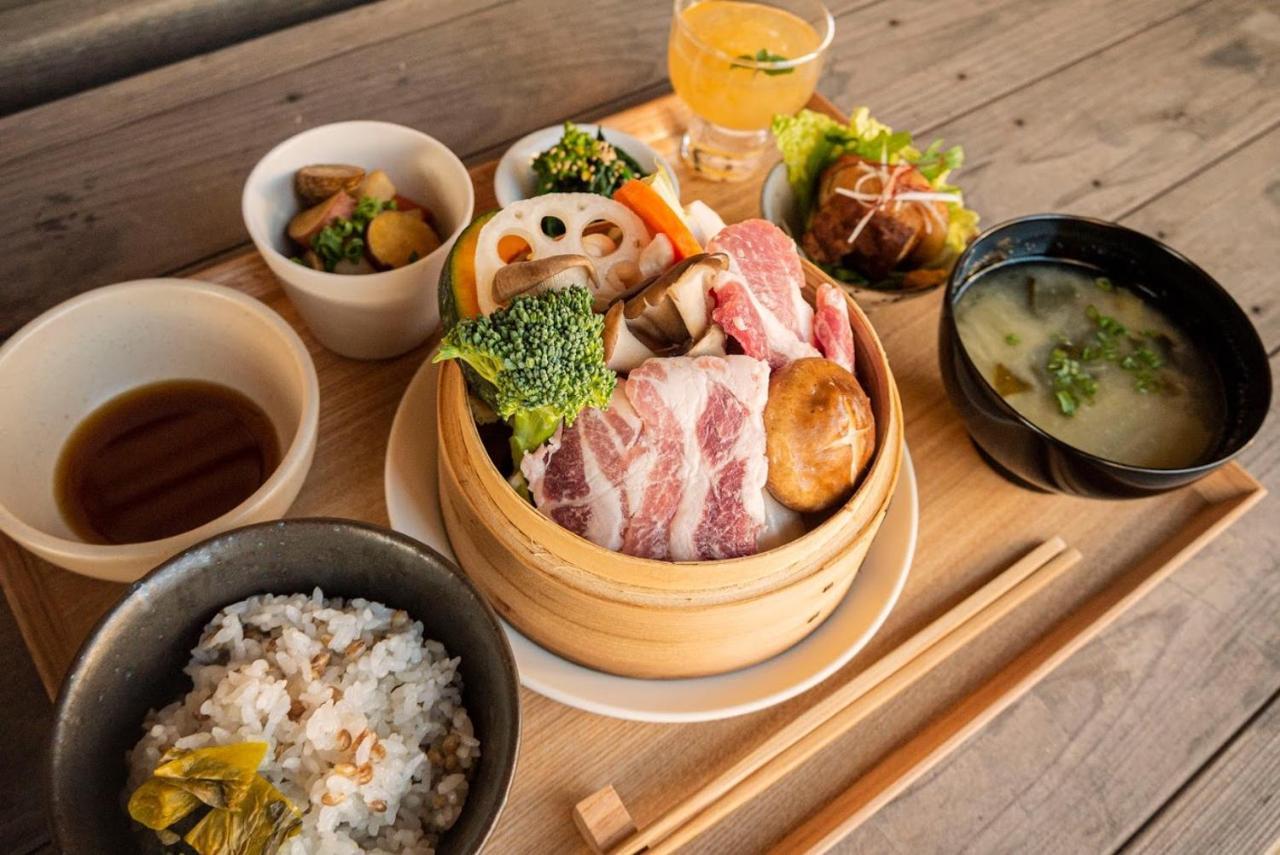 Hostel & Tatami Bar Uchikobare -内子晴れ- Dış mekan fotoğraf